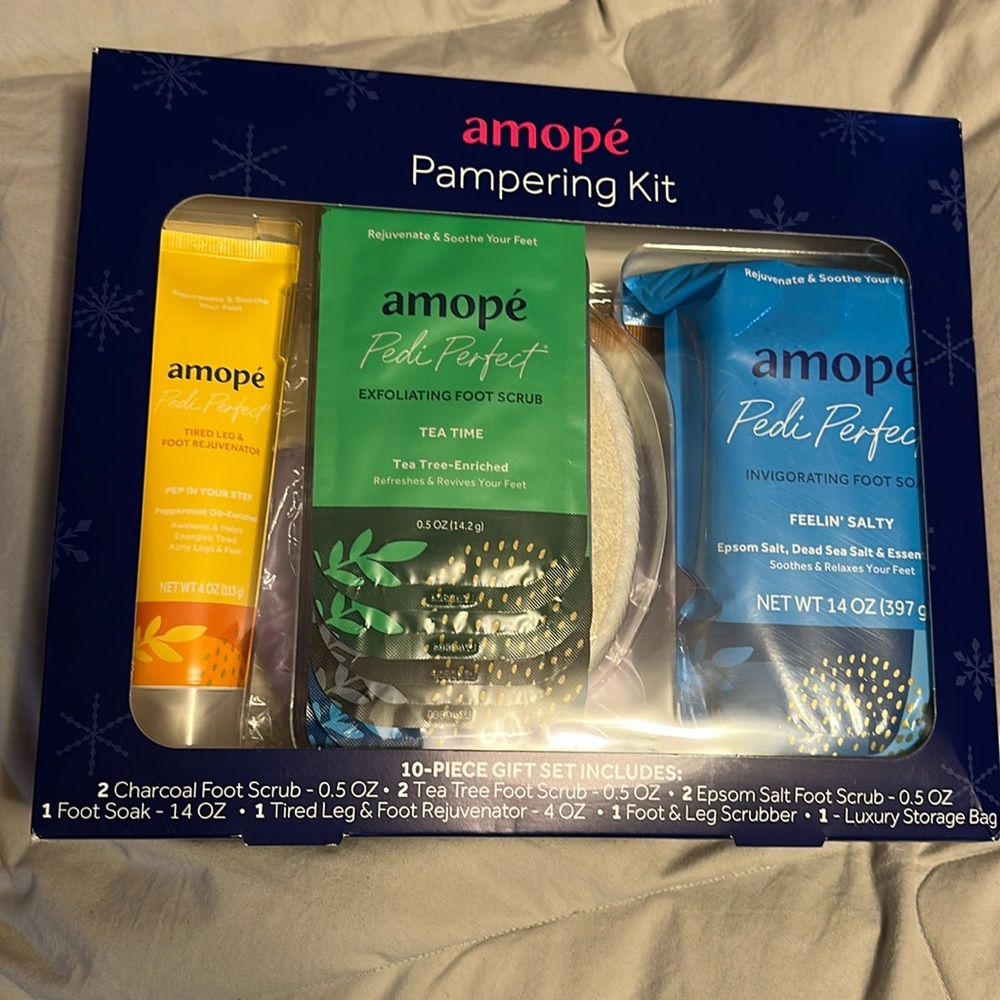 Amope Foot Pampering Kit